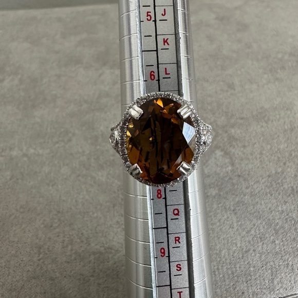 Citrine & CZ set in sterling silver fashion ring! - Picture 12 of 13